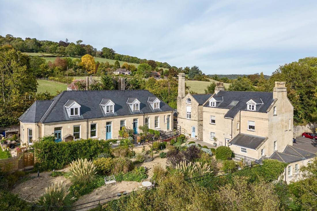 Spacious 2 Bedroom House With Stunning Views Bath Exteriör bild